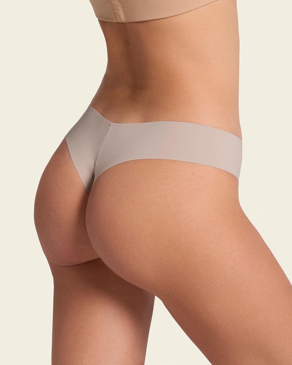Braga tanga invisible ultraplana sin elásticos y de pocas costuras