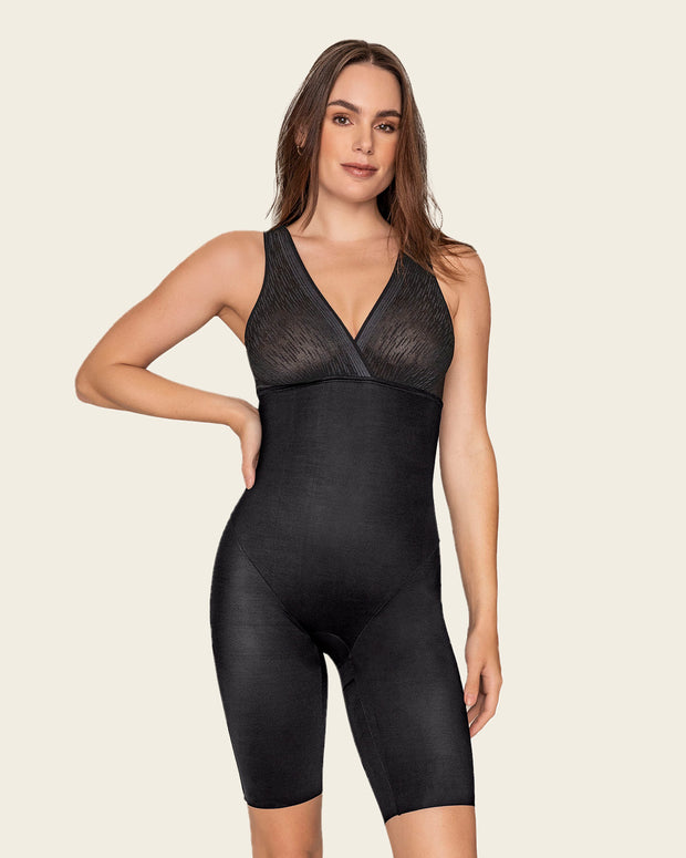 Faja tipo body de control y efecto levanta glúteos + bralette incorporado#color_700-negro