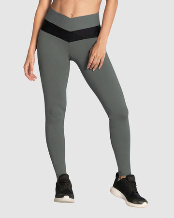 Legging deportivo de control con pretina cruzada en forma de V#color_706-gris