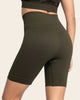 Short ciclista sin costuras con control suave de abdomen#color_695-verde-oscuro