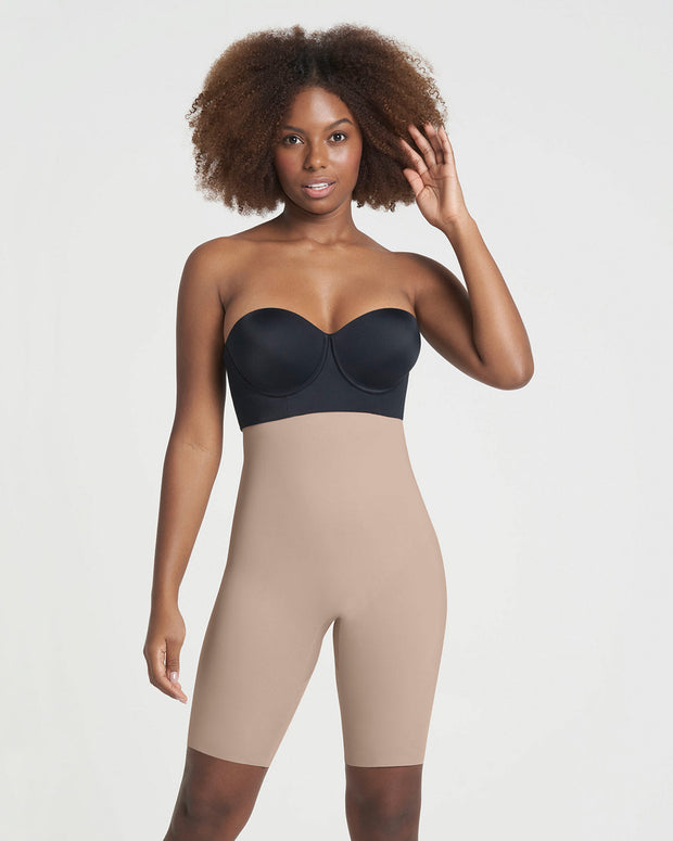 Braga faja de tiro alto con control moderado en abdomen y cintura#color_802-beige